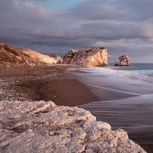 res till cypern och upplev aphrodites klippa